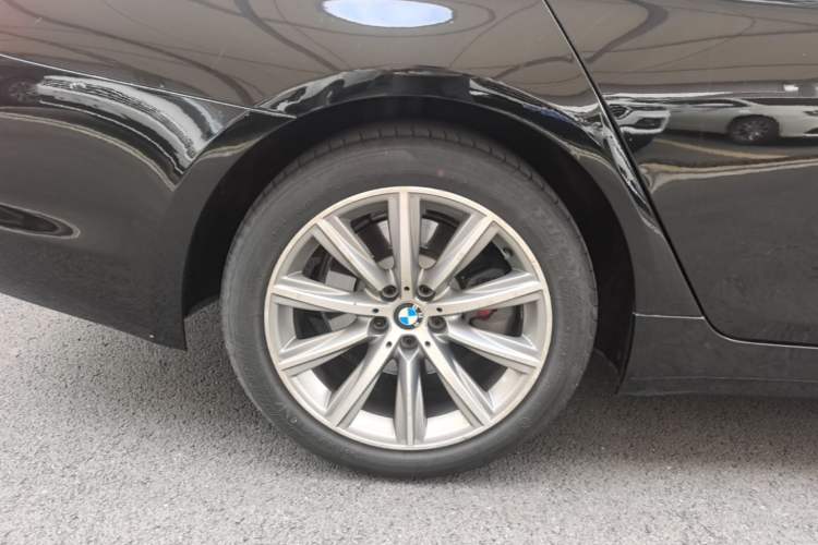 Used BMW 5 Series 2018 528Li Launch Special Edition Right Rear Wheel Hub