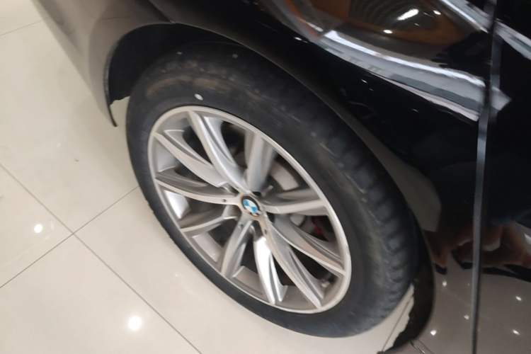Used BMW 5 Series 2018 528Li Launch Special Edition Right Rear Wheel Hub