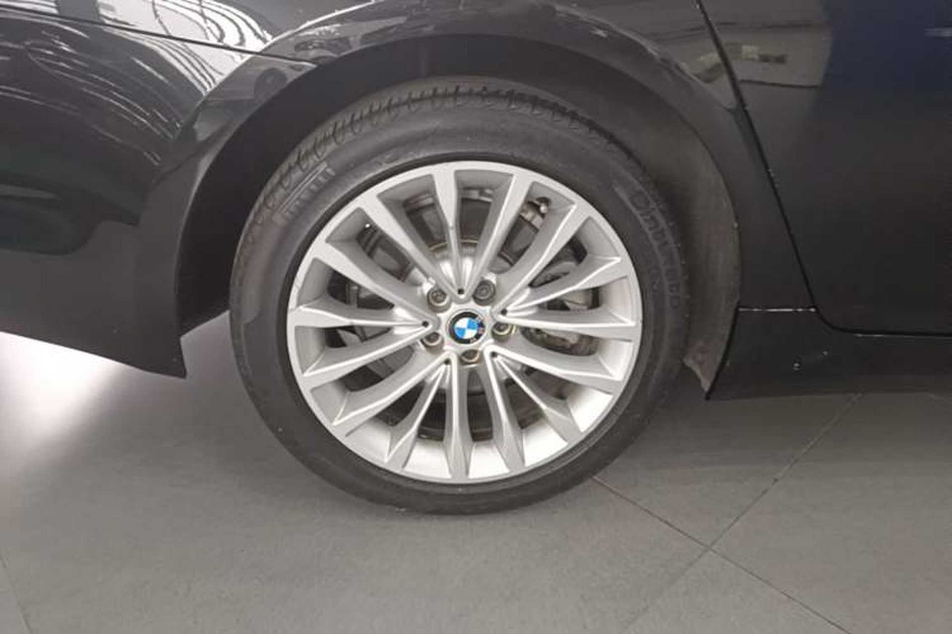 Used BMW 5 Series 2018 525Li Luxury Package Right Rear Wheel Hub