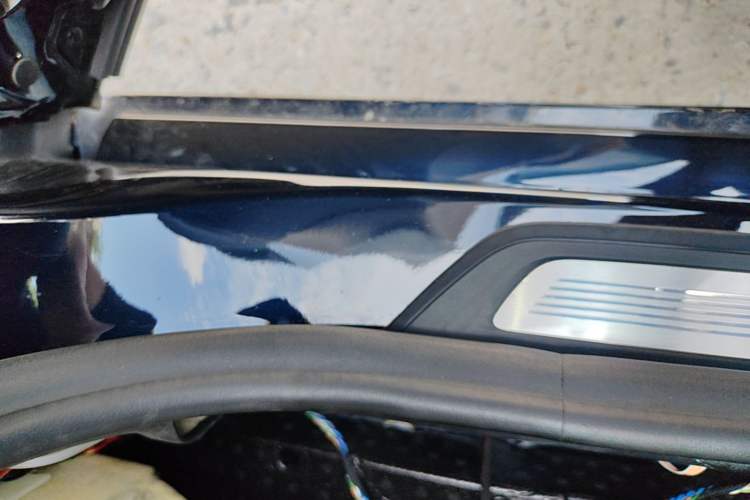 Used BMW 5 Series 2018 Restyled 530Li Leading Edition M Sport Package Right Side Sill