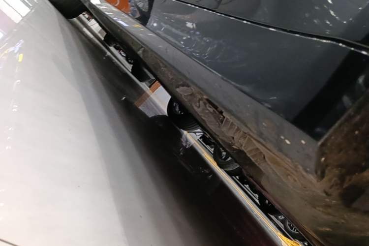 Used BMW 5 Series 2018 528Li Launch Special Edition Right Side Sill