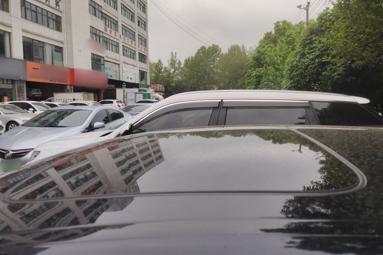Used BMW 5 Series 2018 525Li M Sport Package Roof