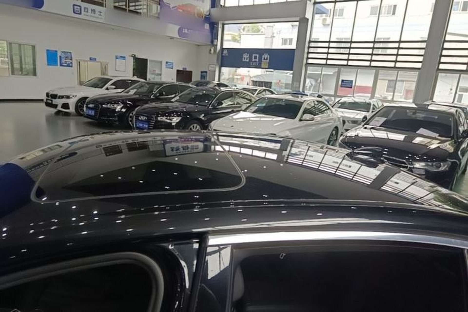 Used BMW 5 Series 2018 525Li Luxury Package Roof