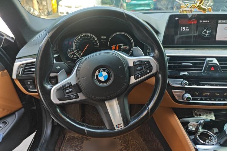 Used BMW 5 Series 2018 Facelifted 530Li xDrive M Sport Package Steering Wheel