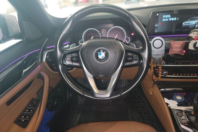 Used BMW 5 Series 2018 530Li Leading Model M Sport Package Steering Wheel