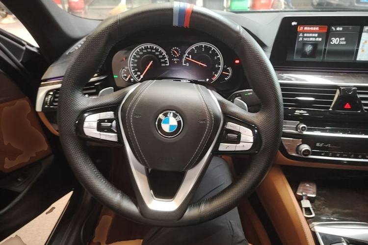 Used BMW 5 Series 2018 Restyled 530Li Leading Edition M Sport Package Steering Wheel
