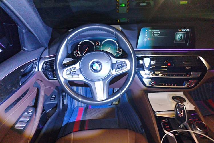 Used BMW 5 Series 2018 525Li M Sport Package Steering Wheel