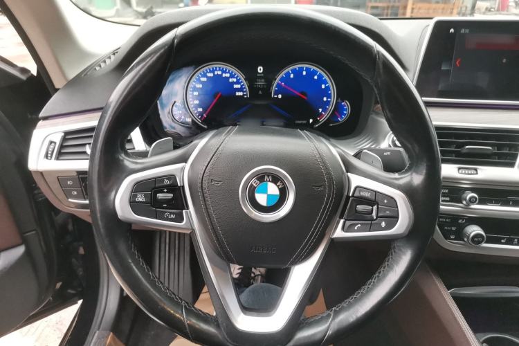 Used BMW 5 Series 2018 530Li Leading Edition Luxury Package Steering Wheel