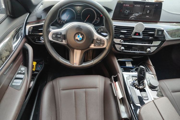 Used BMW 5 Series 2018 525Li M Sport Package Steering Wheel
