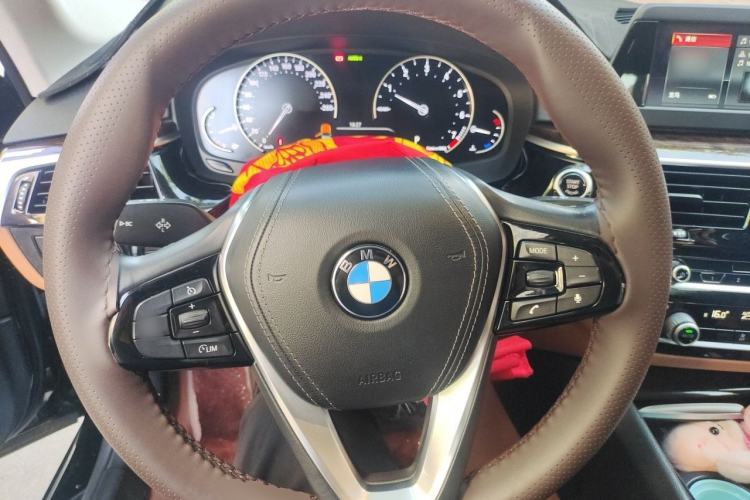 Used BMW 5 Series 2018 528Li Launch Special Edition Steering Wheel