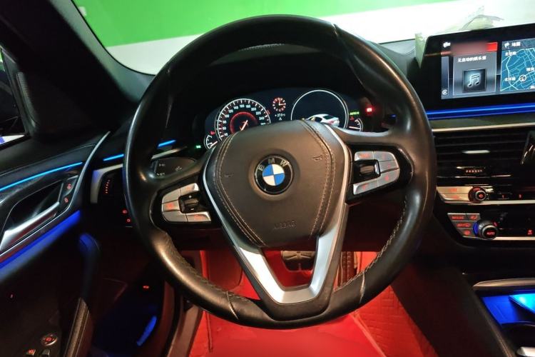 Used BMW 5 Series 2018 525Li M Sport Package Steering Wheel