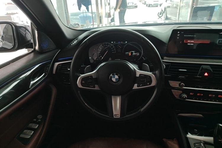 Used BMW 5 Series 2018 530Li Leading Model M Sport Package Steering Wheel