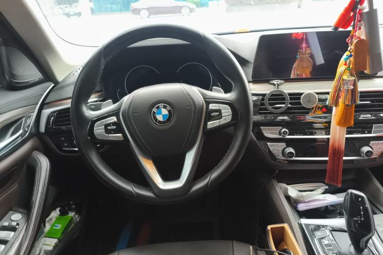 Used BMW 5 Series 2018 Facelifted 530Li Luxury Edition Premium Package Steering Wheel
