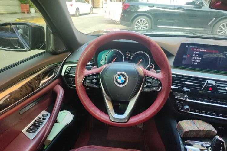 Used BMW 5 Series 2018 Restyled 530Li Leading Edition M Sport Package Steering Wheel