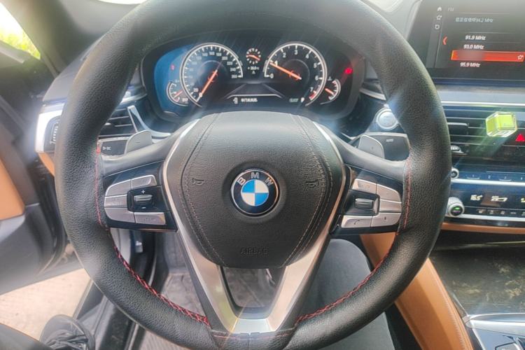 Used BMW 5 Series 2018 Restyled 530Li Leading Edition M Sport Package Steering Wheel