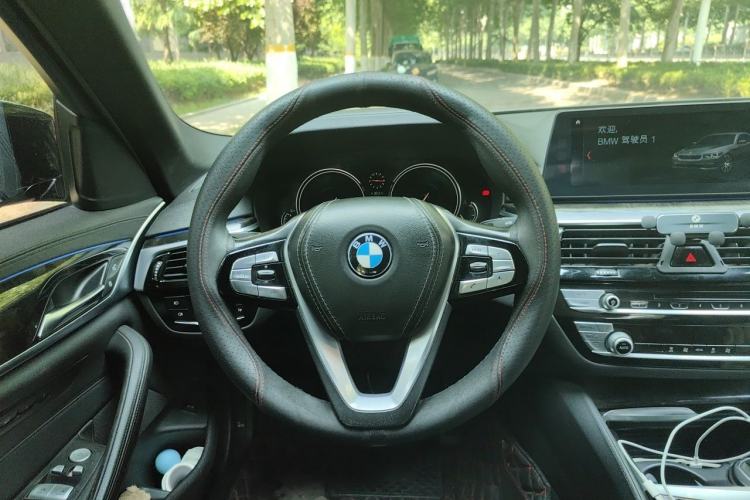 Used BMW 5 Series 2018 525Li M Sport Package Steering Wheel