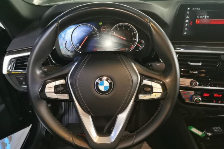 Used BMW 5 Series 2018 525Li M Sport Package Steering Wheel