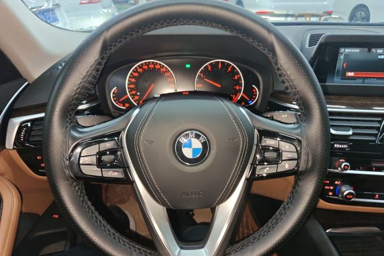 Used BMW 5 Series 2018 528Li Launch Special Edition Steering Wheel