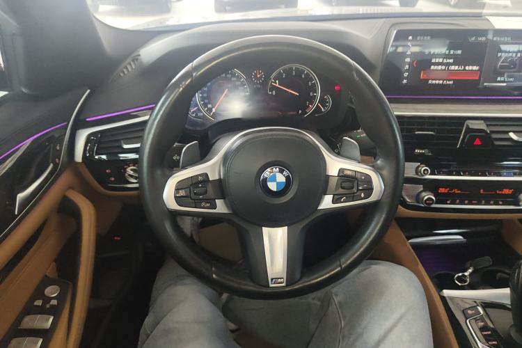 Used BMW 5 Series 2018 Restyled 530Li Leading Edition M Sport Package Steering Wheel