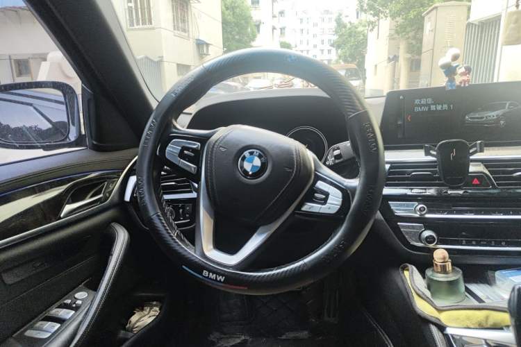 Used BMW 5 Series 2018 525Li M Sport Package Steering Wheel