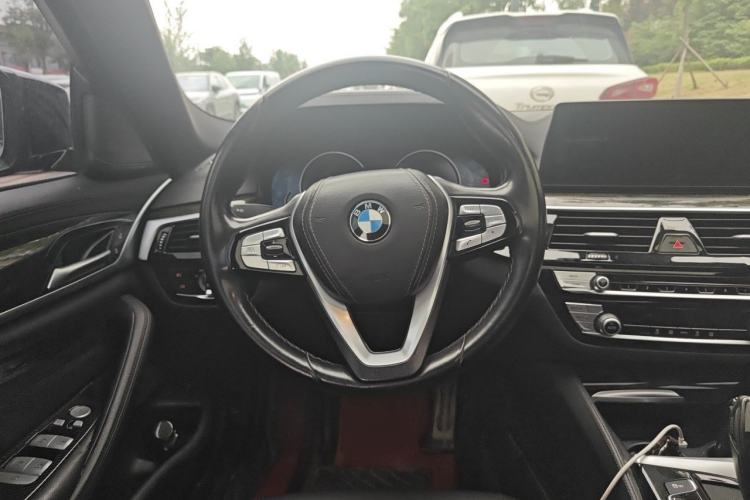 Used BMW 5 Series 2018 525Li M Sport Package Steering Wheel