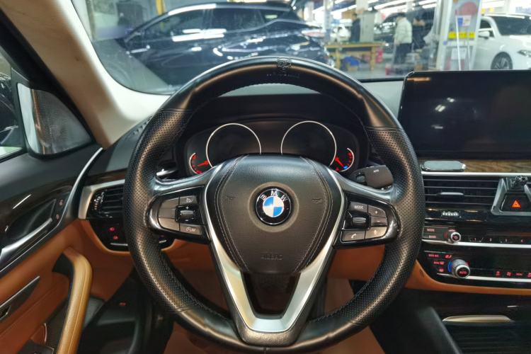 Used BMW 5 Series 2018 528Li Launch Special Edition Steering Wheel