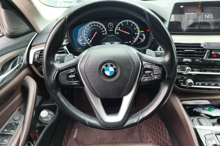 Used BMW 5 Series 2018 530Li Luxury Edition Premium Package Steering Wheel