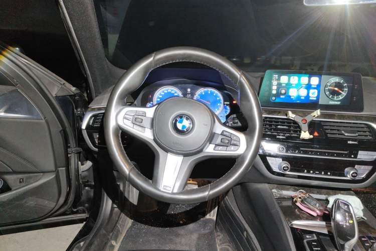 Used BMW 5 Series 2018 525Li M Sport Package Steering Wheel