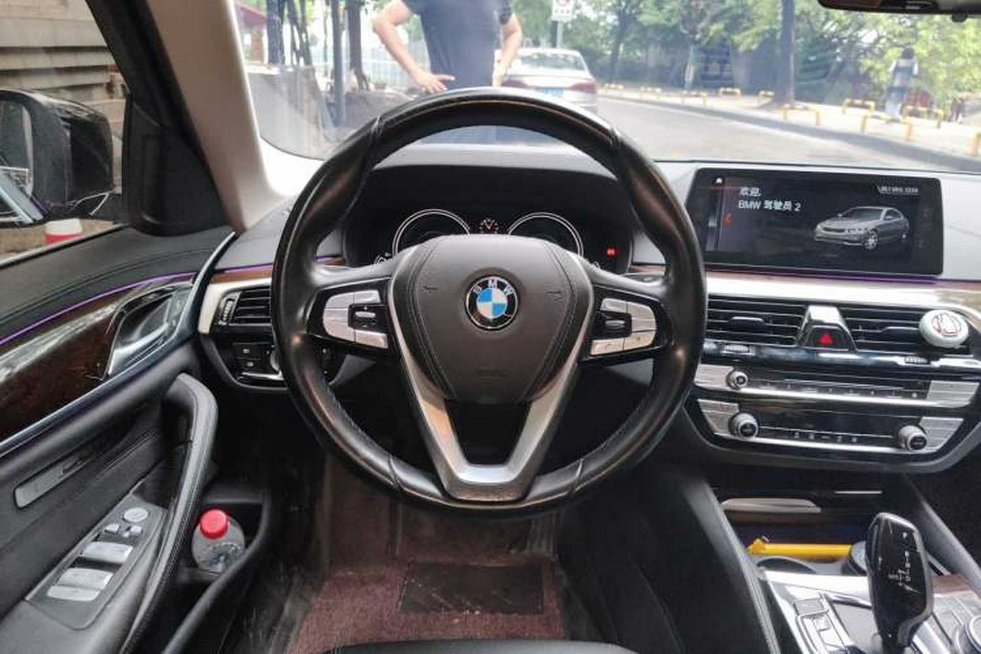 Used BMW 5 Series 2018 525Li Luxury Package Steering Wheel