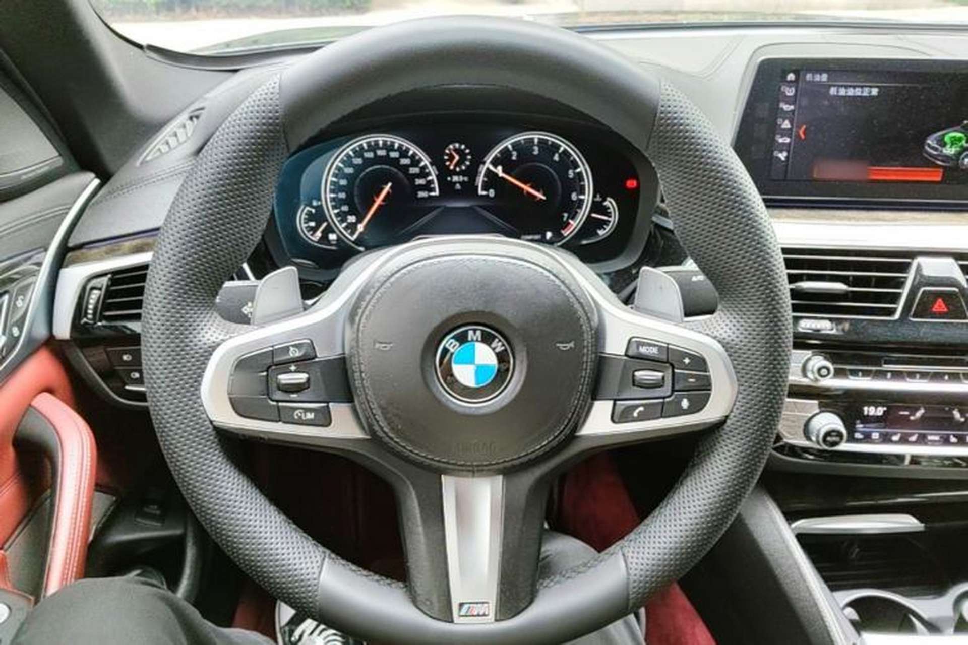 Used BMW 5 Series 2018 530Li Luxury Edition M Sport Package Steering Wheel