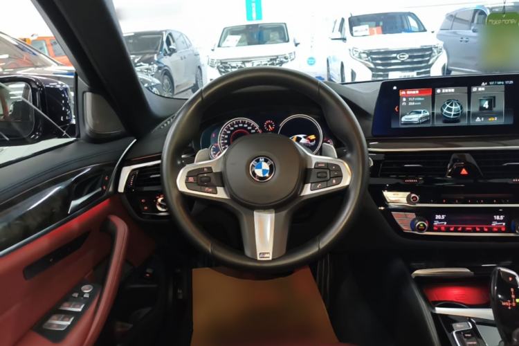 Used BMW 5 Series 2018 Restyled 530Li Luxury Edition M Sport Package Steering Wheel
