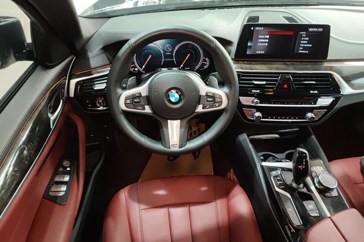 Used BMW 5 Series 2018 Restyled 530Li Leading Edition M Sport Package Steering Wheel
