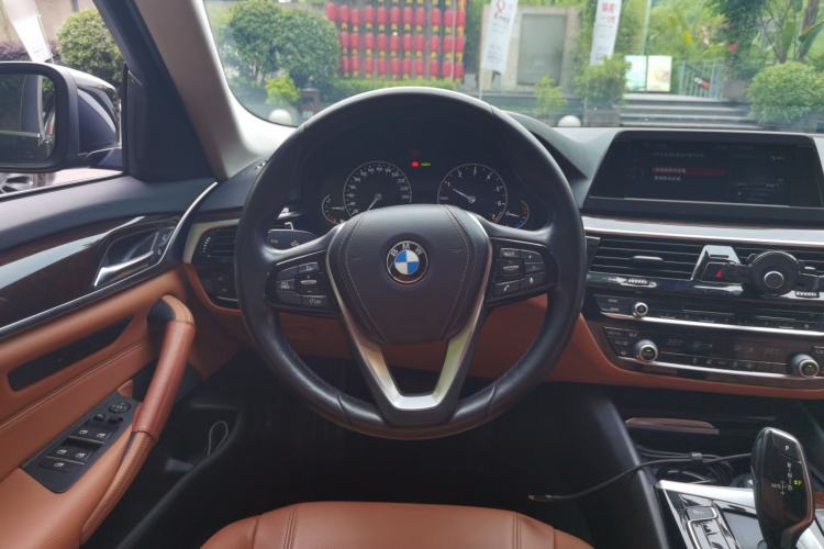 Used BMW 5 Series 2018 528Li Launch Special Edition Steering Wheel