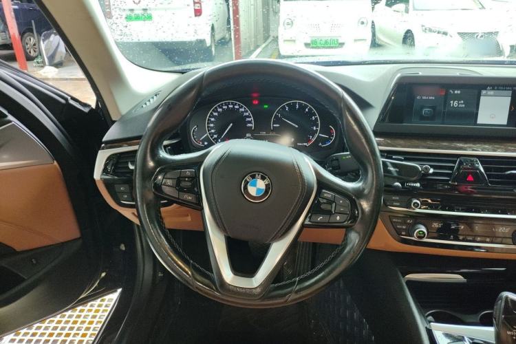Used BMW 5 Series 2018 528Li Launch Special Edition Steering Wheel
