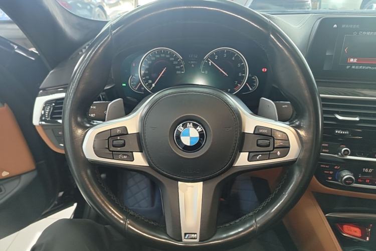 Used BMW 5 Series 2018 530Li Luxury Edition M Sport Package Steering Wheel