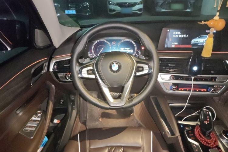 Used BMW 5 Series 2018 Facelifted 530Li Luxury Edition Premium Package Steering Wheel