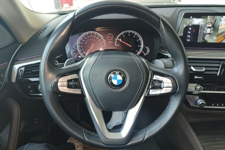 Used BMW 5 Series 2018 Revised Version 530Li Leading Edition Luxury Package Steering Wheel