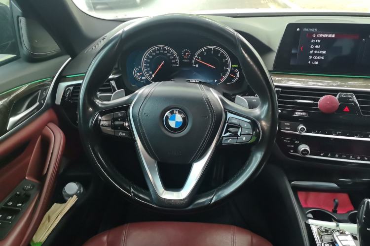Used BMW 5 Series 2018 530Li Leading Model M Sport Package Steering Wheel