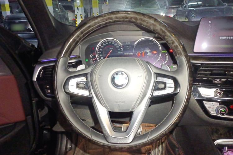 Used BMW 5 Series 2018 530Li Leading Model M Sport Package Steering Wheel