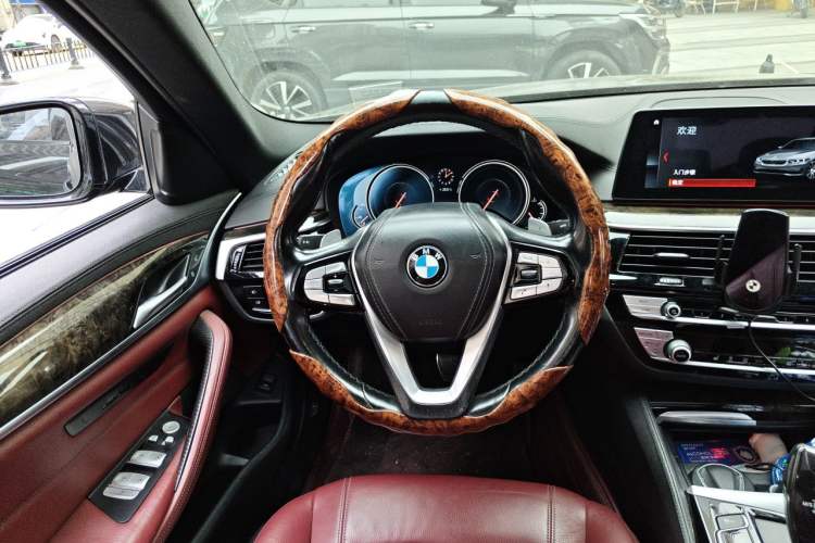 Used BMW 5 Series 2018 530Li Leading Model M Sport Package Steering Wheel