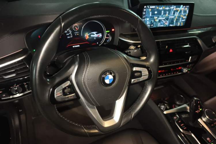 Used BMW 5 Series 2018 525Li M Sport Package Steering Wheel