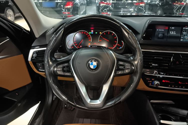 Used BMW 5 Series 2018 528Li Launch Special Edition Steering Wheel