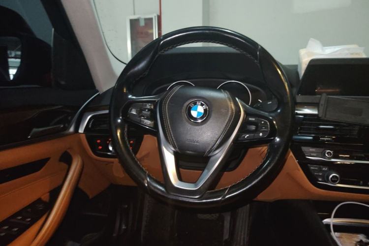 Used BMW 5 Series 2018 528Li Launch Special Edition Steering Wheel