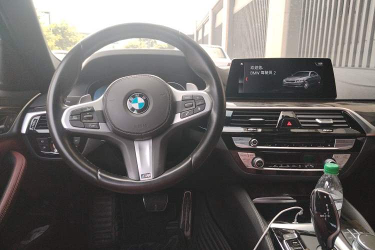 Used BMW 5 Series 2018 Restyled 530Li Leading Edition M Sport Package Steering Wheel