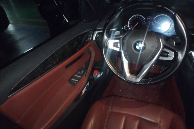 Used BMW 5 Series 2018 Restyled 530Li Leading Edition M Sport Package Steering Wheel