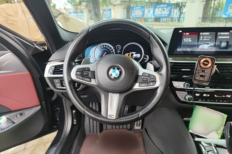 Used BMW 5 Series 2018 530Li Leading Model M Sport Package Steering Wheel