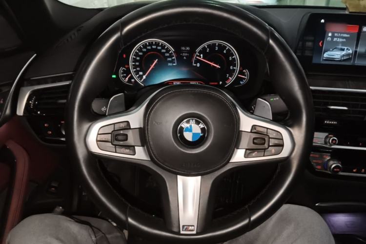 Used BMW 5 Series 2018 Restyled 530Li Leading Edition M Sport Package Steering Wheel