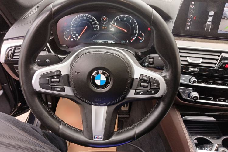 Used BMW 5 Series 2018 525Li M Sport Package Steering Wheel