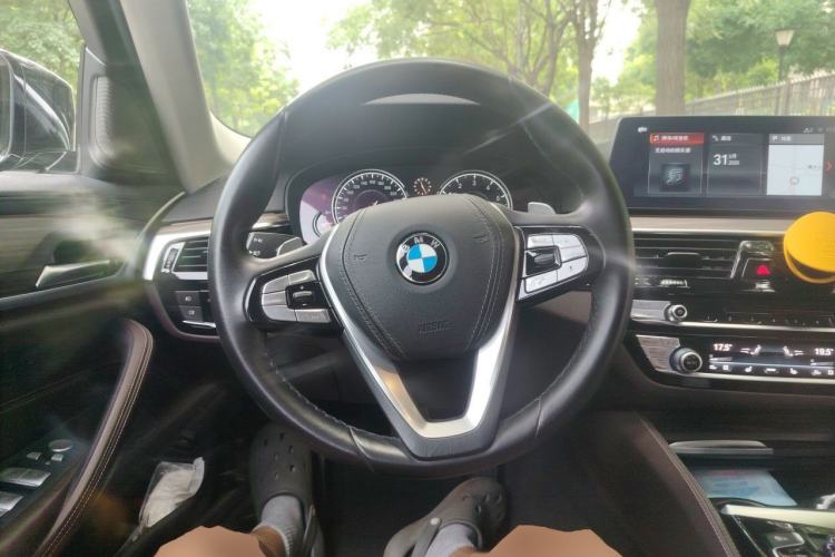 Used BMW 5 Series 2018 530Li Luxury Edition Premium Package Steering Wheel