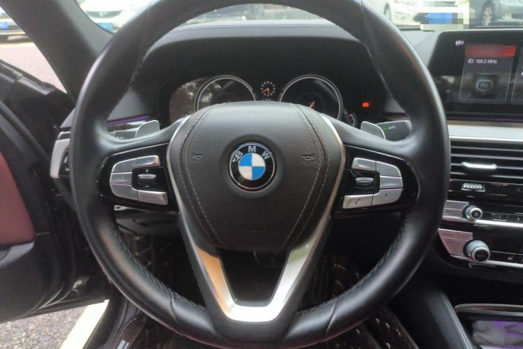 Used BMW 5 Series 2018 Restyled 530Li Leading Edition M Sport Package Steering Wheel